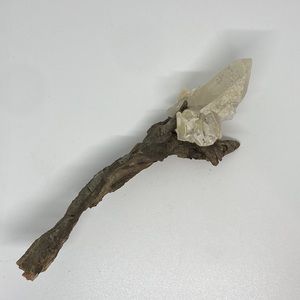 Gorgeous quartz cluster on wood